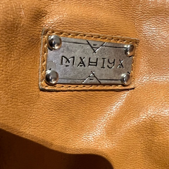 New condition Mahiya Ethically Sourced Leather Boho Handbag - Picture 12 of 16